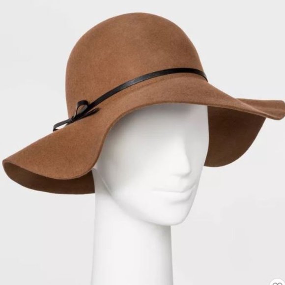 camel felt floppy hat